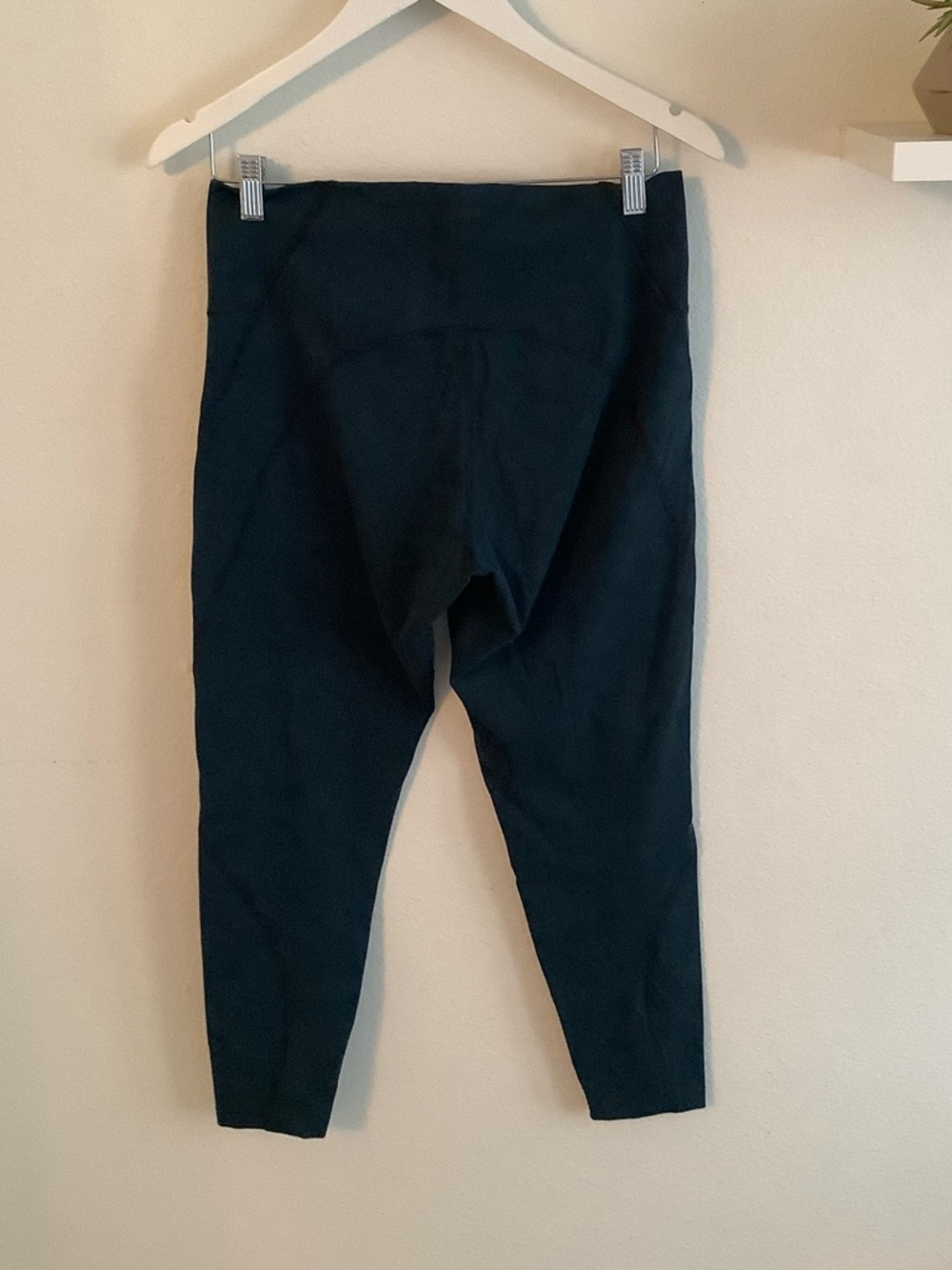 ✨LNDR Leggings ✨ - Picture 3 of 8